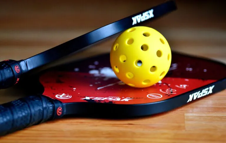 Best Top Rated and Recommended Pickleball Paddles To Buy In 2024!